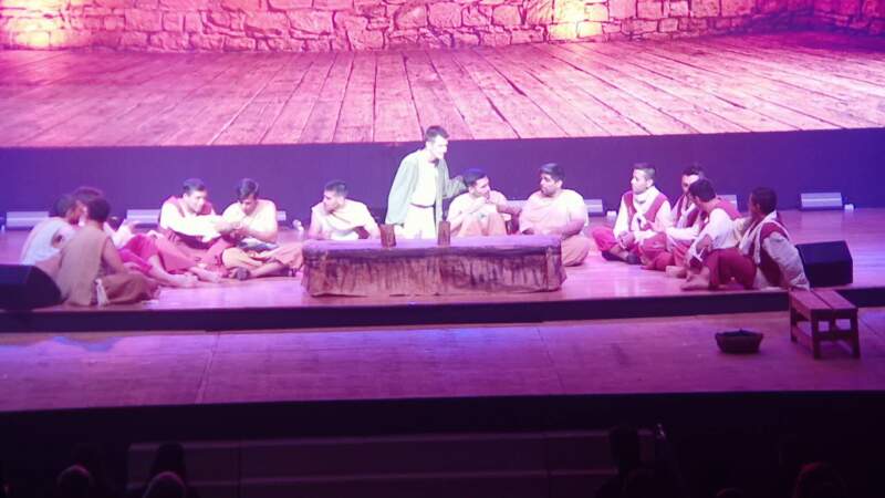 “Jesús, el Plan Perfecto”: una puesta monumental de fe, arte y esperanza en El Faro 29 “Jesús, el Plan Perfecto”: una puesta monumental de fe, arte y esperanza en El Faro imagen-28