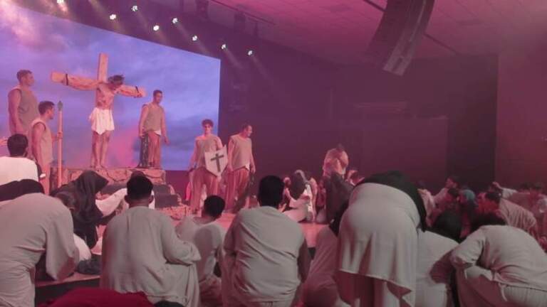 “Jesús, el Plan Perfecto”: una puesta monumental de fe, arte y esperanza en El Faro imagen-26