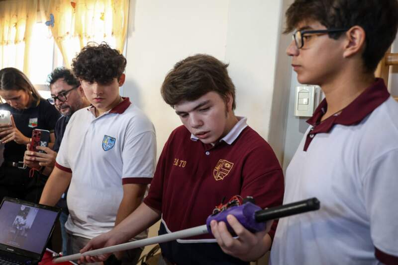 "Inclusión inteligente": Passalacqua entregó material educativo para alumnos con discapacidad visual 3 "Inclusión inteligente": Passalacqua entregó material educativo para alumnos con discapacidad visual imagen-2