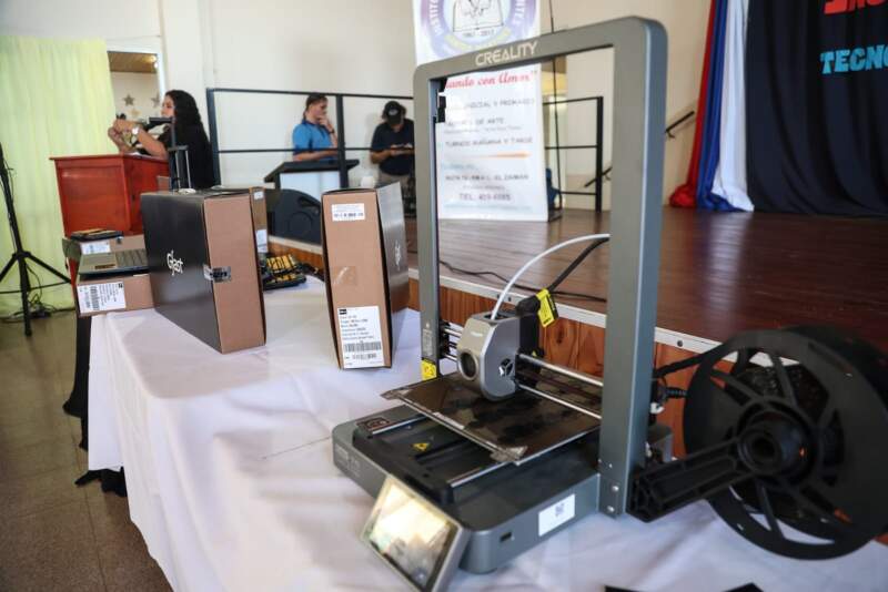 "Inclusión inteligente": Passalacqua entregó material educativo para alumnos con discapacidad visual 13 "Inclusión inteligente": Passalacqua entregó material educativo para alumnos con discapacidad visual imagen-12