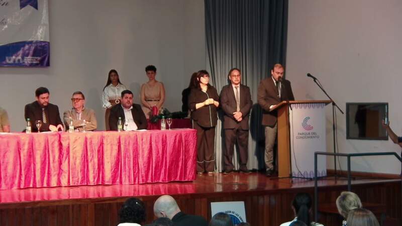 “La Universidad no se apaga”: la colación se convirtió en una defensa frontal de la educación pública en Misiones 6 “La Universidad no se apaga”: la colación se convirtió en una defensa frontal de la educación pública en Misiones imagen-5