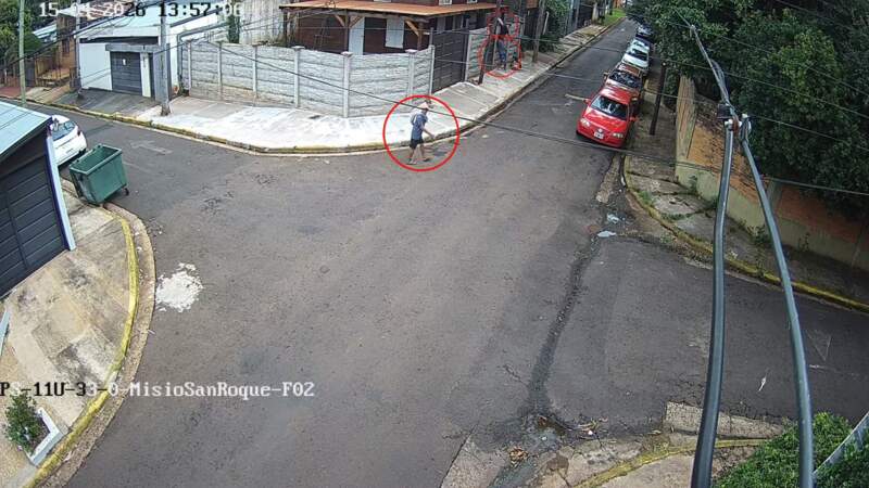 Robo en proceso frustrado por videovigiladores en Posadas: tres ladrones detenidos y objetos recuperados imagen-6