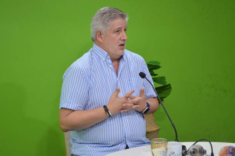 “La cabecita también habla”: Mario Barrera llevó calma, información y humanidad a Punto de Vista TV 3 “La cabecita también habla”: Mario Barrera llevó calma, información y humanidad a Punto de Vista TV imagen-2