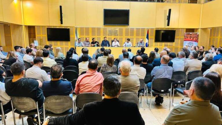 Rovira lanzó una nueva etapa de la Renovación y llamó a construir “el gran encuentro de los misioneros” Rovira lanzó una nueva etapa de la Renovación y llamó a construir “el gran encuentro de los misioneros” imagen-38