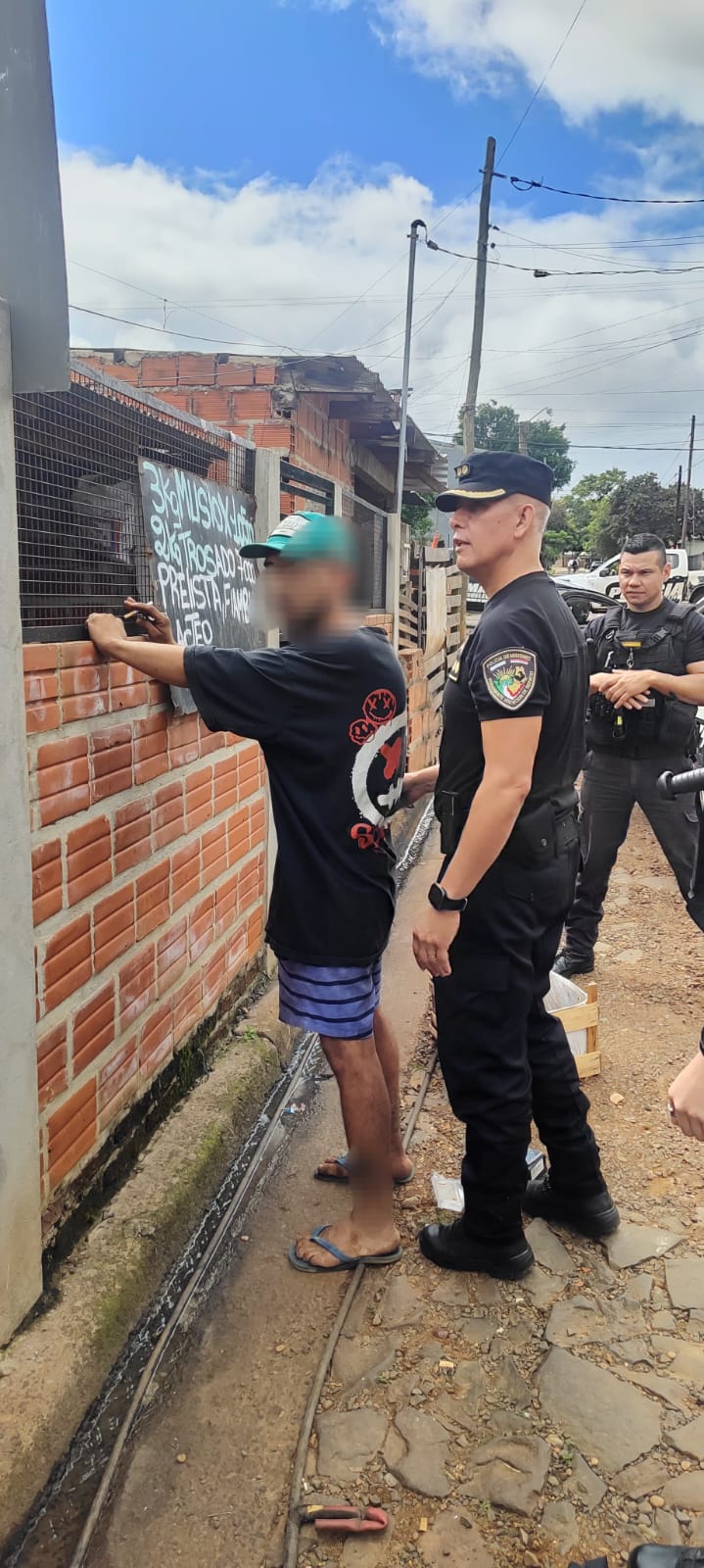 Narcomenudeo en la A3-2: detuvieron al "verdulero" con cocaína durante un operativo policial imagen-7