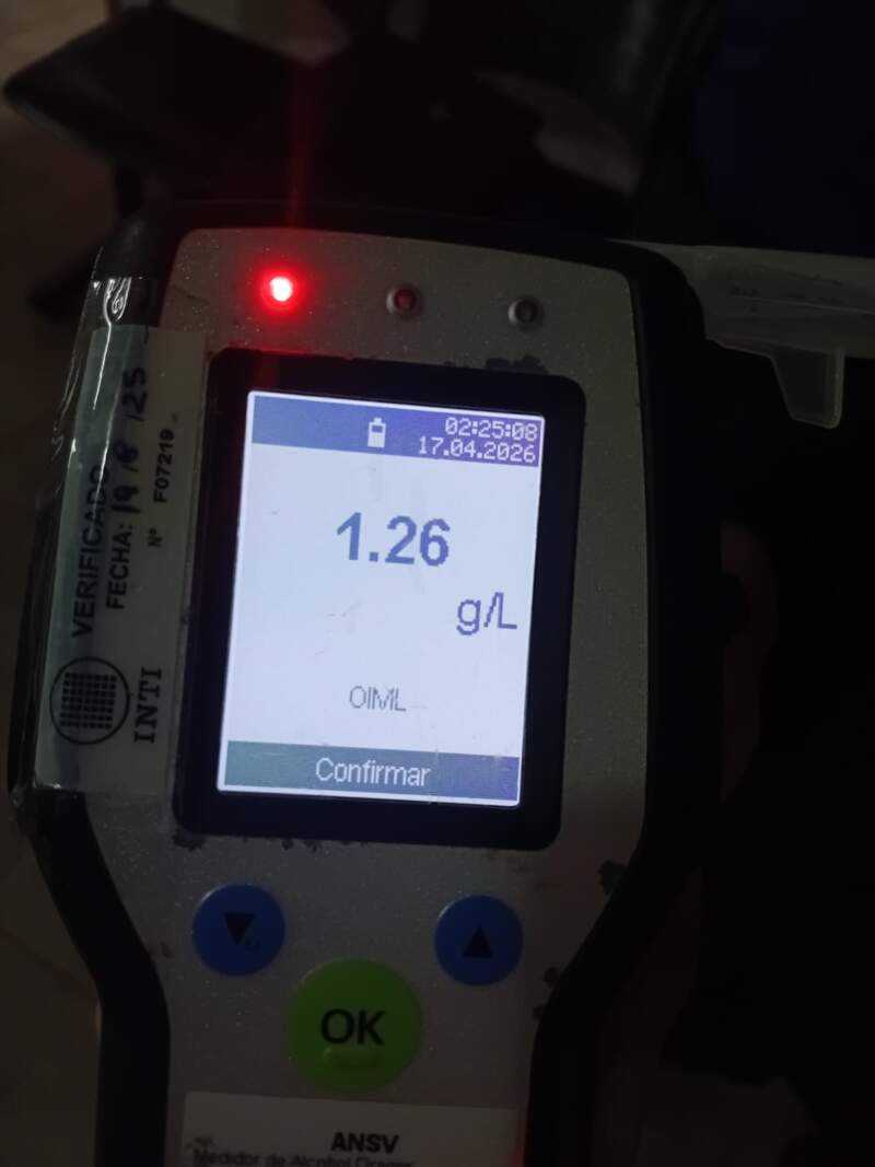 Iba alcoholizado, despistó en la Ruta Provincial 17 y su acompañante terminó lesionada imagen-2