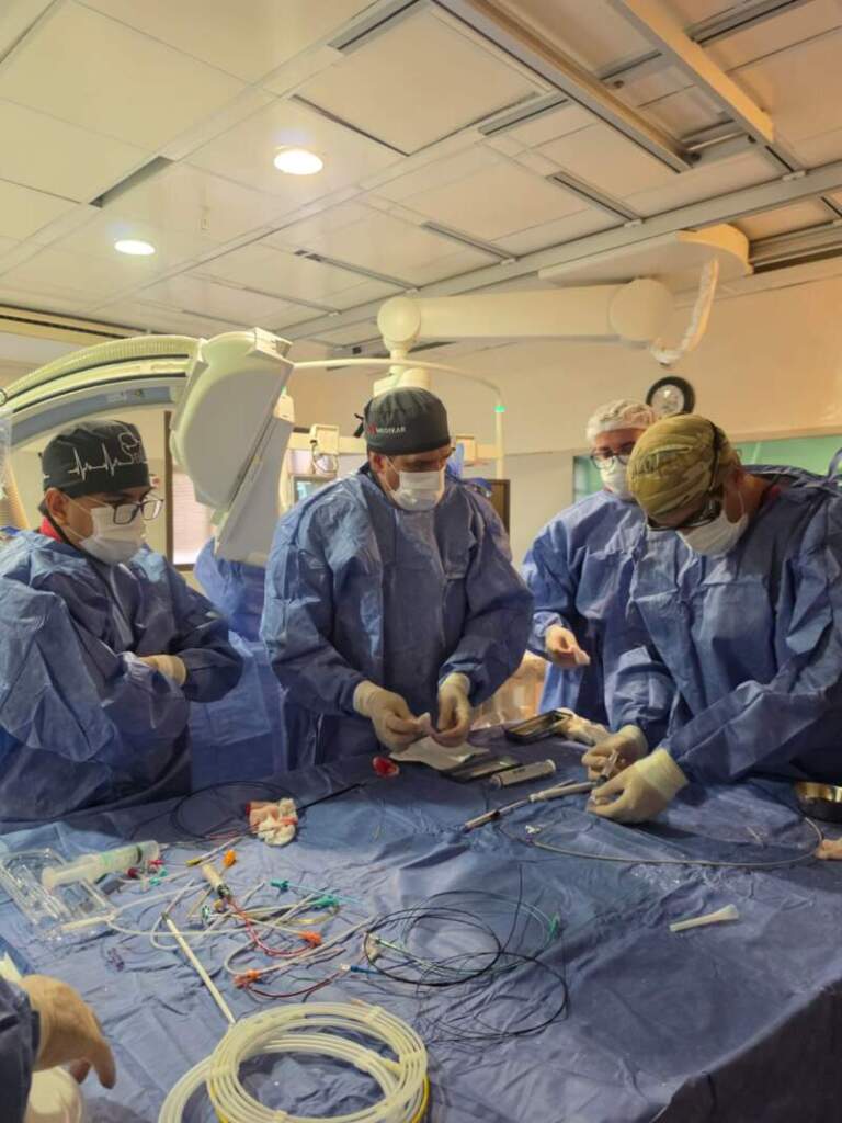 Hito sin precedentes: el Madariaga realizó la primera tromboaspiración pulmonar del NEA y cambió un pronóstico crítico Hito sin precedentes: el Madariaga realizó la primera tromboaspiración pulmonar del NEA y cambió un pronóstico crítico imagen-17