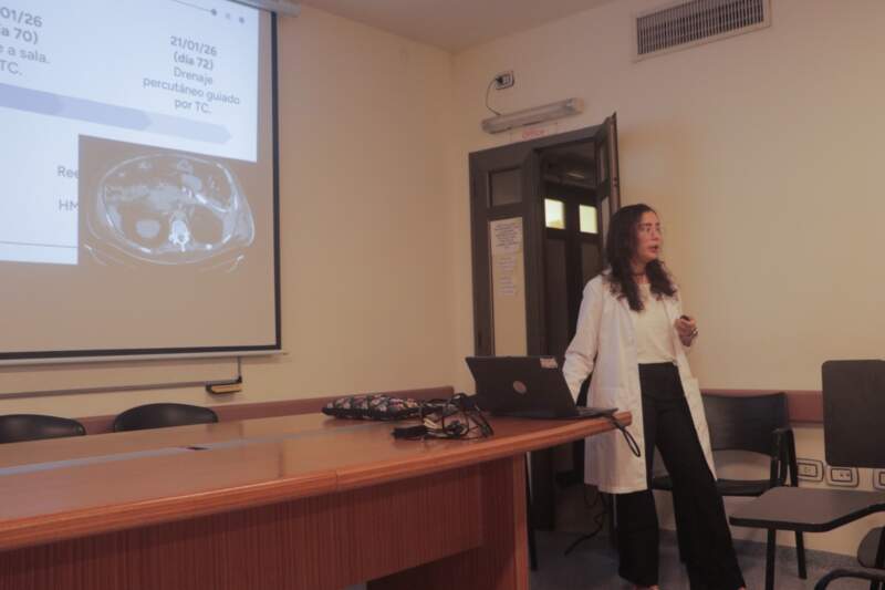 Entre el quirófano y el aula: residentes del Madariaga debaten el manejo interdisciplinario de patologías complejas imagen-4