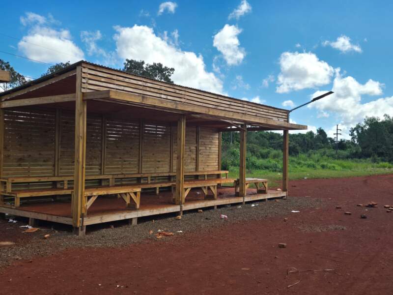 Puerto Libertad: Puestos de venta de artesanías mbya cuentan con energía solar imagen-4