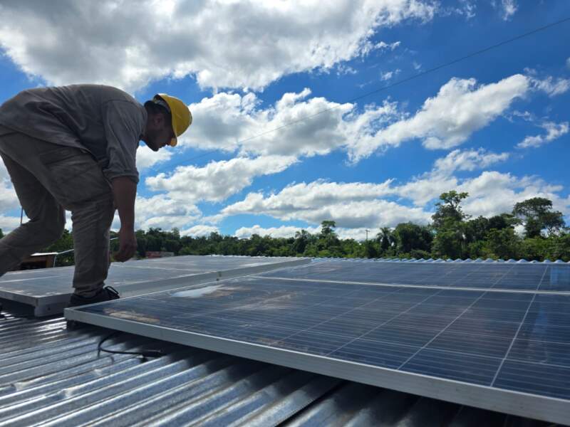 Puerto Libertad: Puestos de venta de artesanías mbya cuentan con energía solar imagen-8