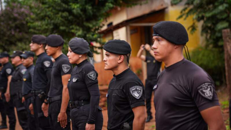 "Estamos logrando que nuestra querida Policía sea de aproximación, que esté cerca de la gente", dijo el Gobernador en la inauguración de un Destacamento en Eldorado imagen-16