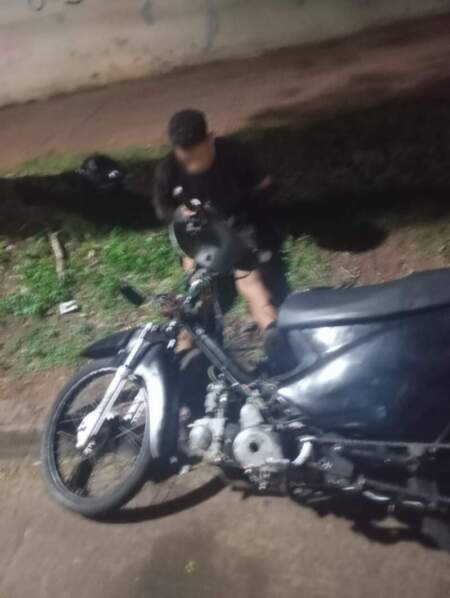 Cruzó semáforos en rojo, huyó en contramano y terminó detenido en Posadas imagen-5