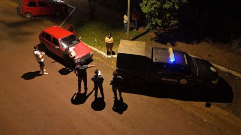 Narcomenudeo en Alem: secuestraron marihuana y notificaron a una mujer Narcomenudeo en Alem: secuestraron marihuana y notificaron a una mujer imagen-12