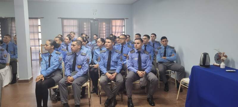 Cadetes del Servicio Penitenciario recibieron capacitación clave en prevención de salud mental imagen-4