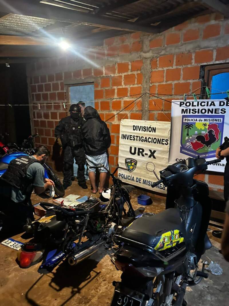 Detuvieron a un suboficial policial por presunto peculado: fue pasado a disponibilidad y hay dos cómplices arrestados imagen-2