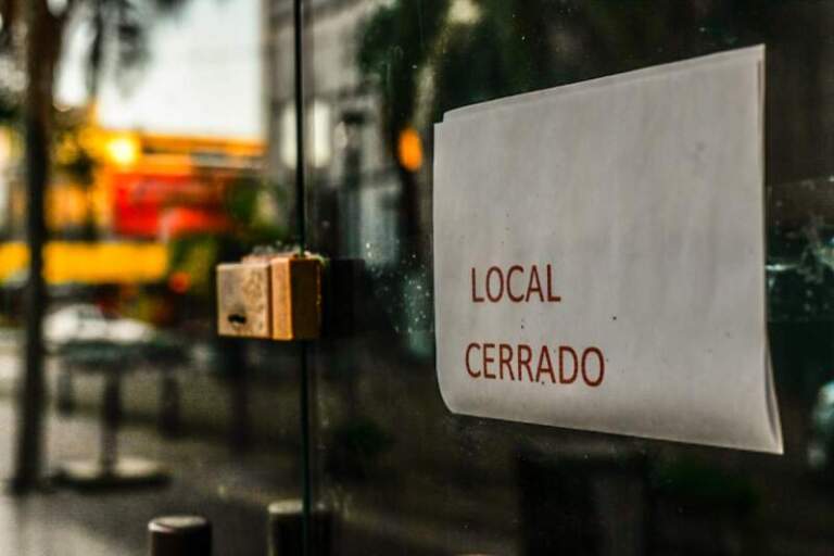 Crisis comercial: cerró tradicional heladería del centro de Posadas imagen-24