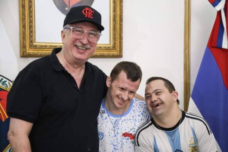 Passalacqua recibió a los hermanos Kleike, referentes del Judo inclusivo misionero Passalacqua recibió a los hermanos Kleike, referentes del Judo inclusivo misionero imagen-42