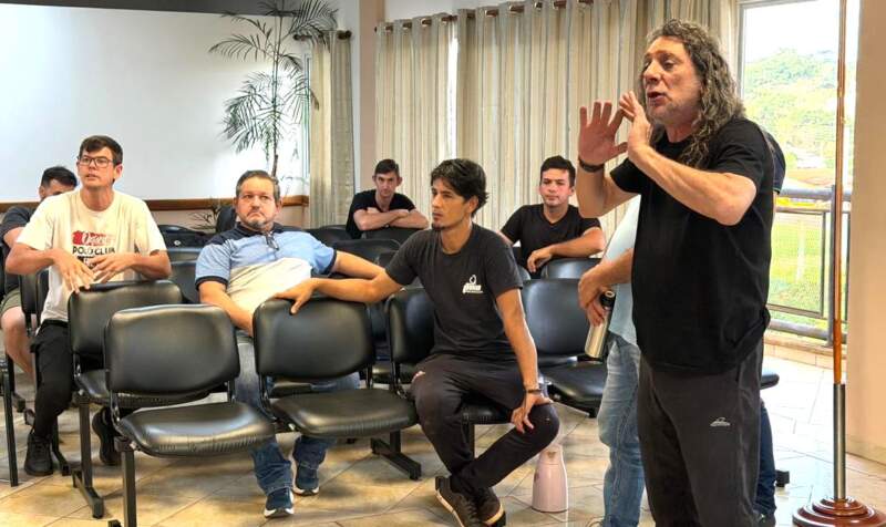 San Pedro: "Misiones Produce" para que el trabajo de la chacra tenga valor y futuro, se presentó en el Concejo Deliberante imagen-2