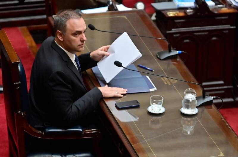 Adorni habló de obras, pero nada dijo sobre beneficios impositivos para Misiones imagen-10