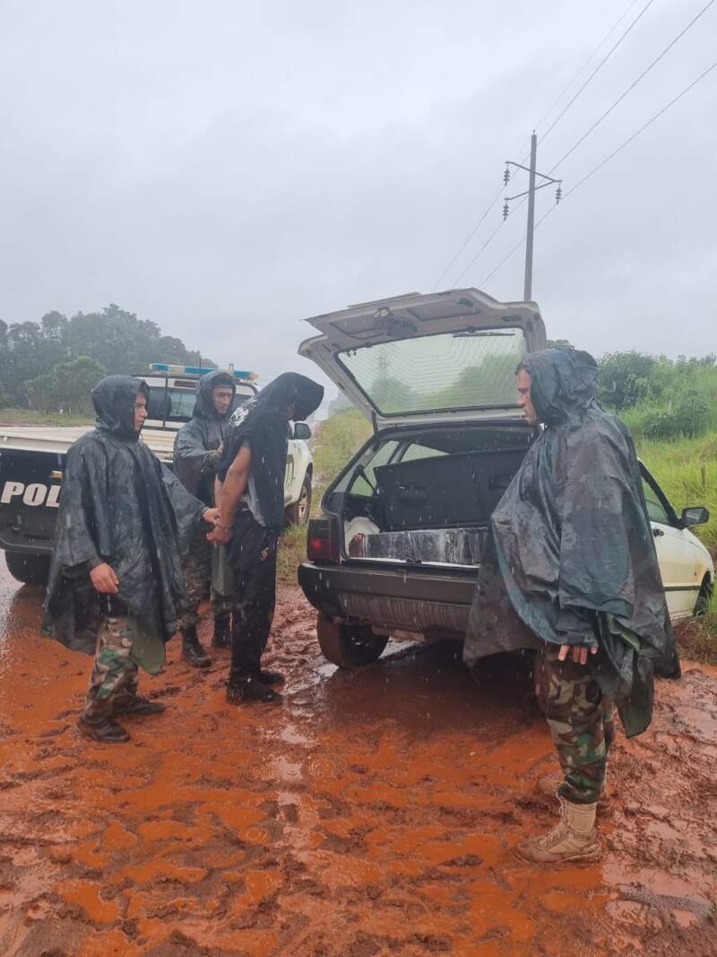 Narco brasileño fue capturado en Andresito con más de 110 kilos de marihuana valuados en $130 millones imagen-13