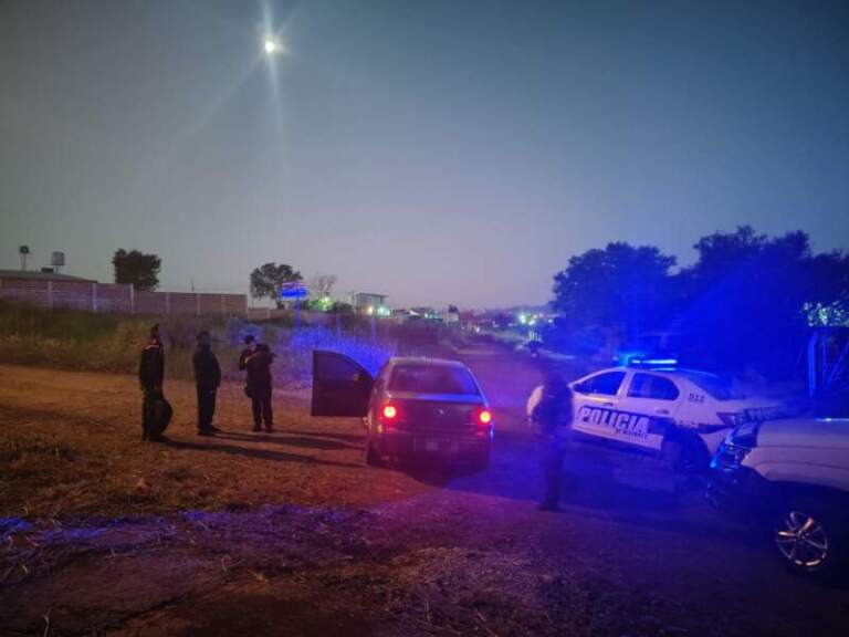 Conducía alcoholizado y quedó detenido en medio de la calle en Garupá Conducía alcoholizado y quedó detenido en medio de la calle en Garupá imagen-41