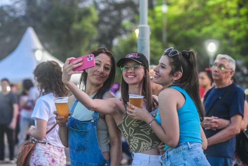 Brilla Sarita vuelve con una edición récord: más de 150 emprendedores y una jornada para toda la familia en el Parque Paraguayo imagen-2