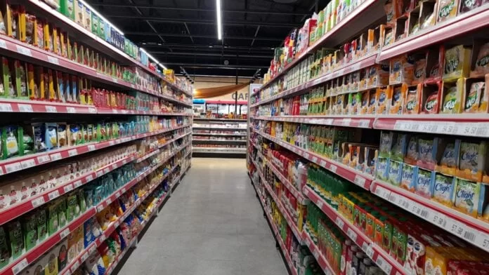 La crisis se siente en la mesa: cae el consumo de alimentos y crece el uso de tarjeta para comprar lo básico La crisis se siente en la mesa: cae el consumo de alimentos y crece el uso de tarjeta para comprar lo básico imagen-9