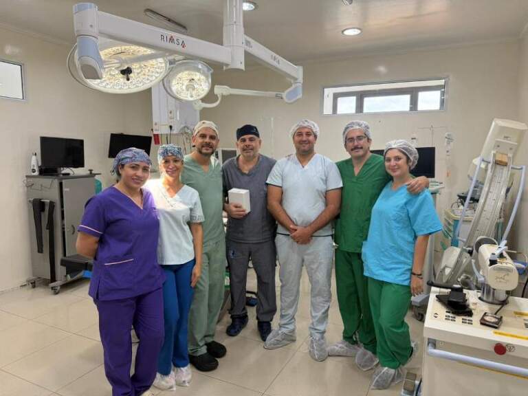 Avance médico en la región: el Samic Iguazú incorporó un neuroestimulador medular en una cirugía de alta complejidad Avance médico en la región: el Samic Iguazú incorporó un neuroestimulador medular en una cirugía de alta complejidad imagen-14