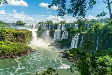 Misiones fortalece su modelo turístico con un encuentro clave sobre calidad en Iguazú imagen-6