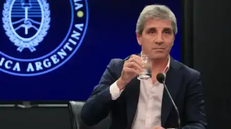 Inflación: Caputo anticipa una suba de precios en marzo, pero rechaza un escenario de crisis y confronta con la prensa Inflación: Caputo anticipa una suba de precios en marzo, pero rechaza un escenario de crisis y confronta con la prensa imagen-3