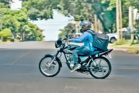 Tensión en la calle: proponen un espacio para motociclistas y actividades culturales en Posadas imagen-2