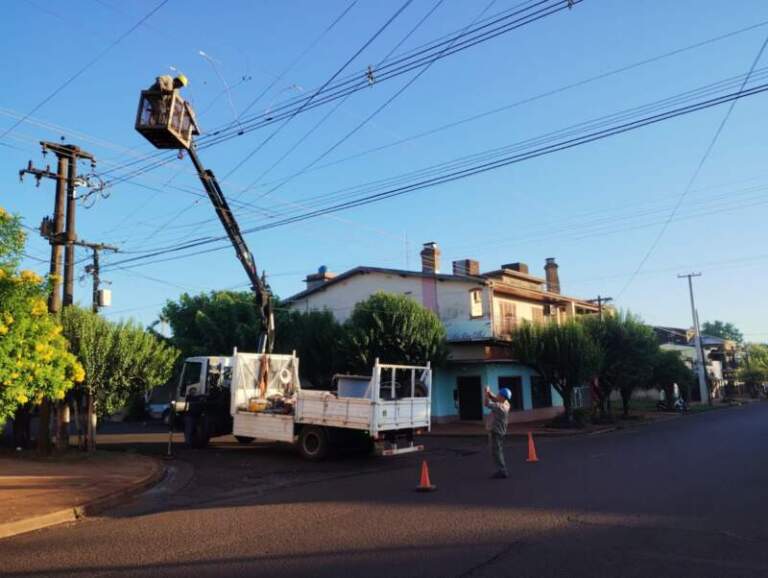 Energía de Misiones: avanzan las obras eléctricas en Apóstoles y entran en su etapa final imagen-16