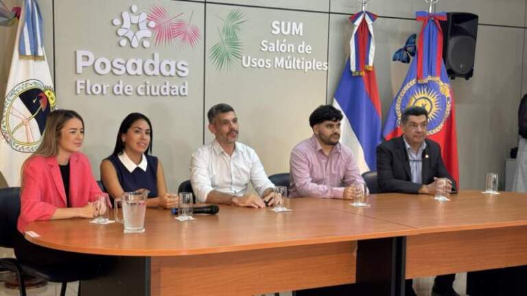 Posadas impulsa una agenda de inversiones: lanzaron la Cumbre de Negocios 2026 con foco en desarrollo y nuevos vínculos comerciales Posadas impulsa una agenda de inversiones: lanzaron la Cumbre de Negocios 2026 con foco en desarrollo y nuevos vínculos comerciales imagen-8