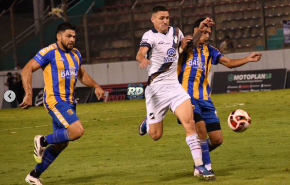 Fútbol: Mitre defenderá la punta el domingo imagen-13