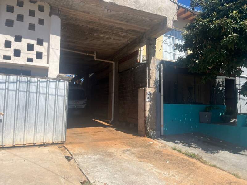 Posadas: murió un hombre tras caer de una escalera en su vivienda en construcción imagen-8