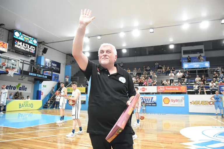 Básquet: Dempti seguirá como DT de OTC 3 Básquet: Dempti seguirá como DT de OTC imagen-2