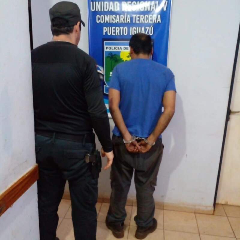 Puerto Iguazú: detuvieron a un camionero que huyó tras atropellar y matar a una motociclista 5 Puerto Iguazú: detuvieron a un camionero que huyó tras atropellar y matar a una motociclista imagen-4