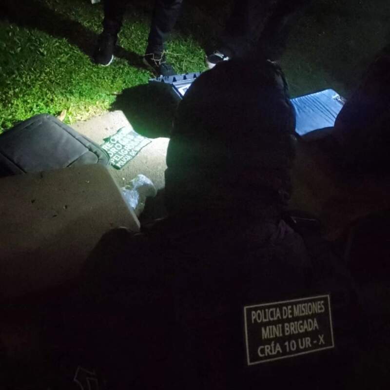 Detenciones, droga incautada y asistencia a vecinos: las intervenciones policiales que marcaron las últimas horas en Misiones imagen-10