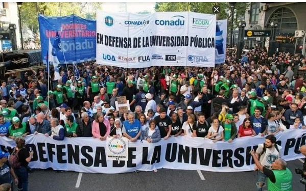 La marcha universitaria llega con fuerte respaldo social: 7 de cada 10 informados acompañan el reclamo imagen-12
