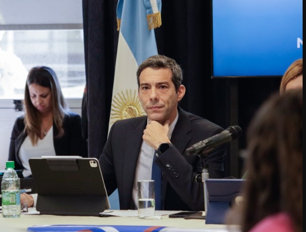 Narcotest obligatorio: Marcelo Pérez fue el primero en mostrar cómo será el control a funcionarios imagen-12