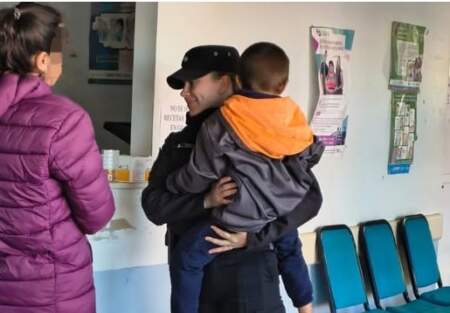 En cuestión de minutos, un niño de 3 años se escapó de sus cuidados pero fue resguardado por la Policía imagen-5