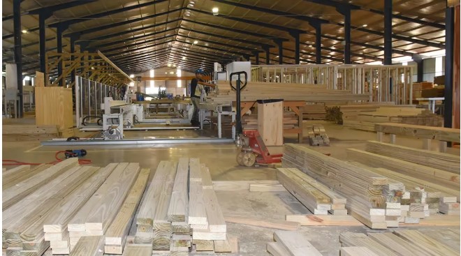"No hay plata": 130 despidos, en puerta y tensión por el cierre del aserradero misionero que proveía de pallets a toda la Argentina imagen-15