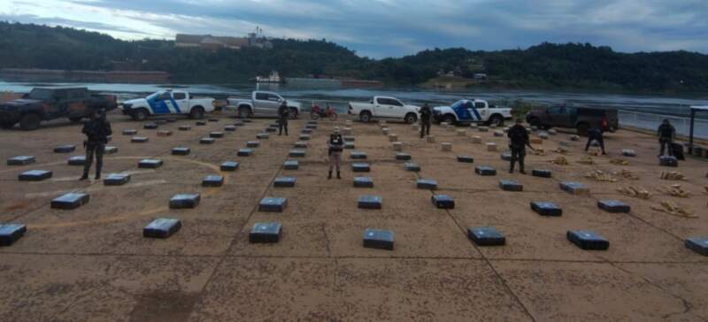 Megaoperativo contra el narcotráfico: Secuestran más de tres toneladas de droga en Misiones imagen-12