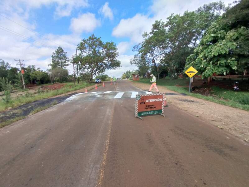 Rutas más seguras: intensifican trabajos de señalización en distintos puntos de Misiones imagen-36