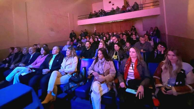 El Espacio Cultural Holístico reunió en Posadas a referentes del bienestar emocional y las terapias integrales imagen-2