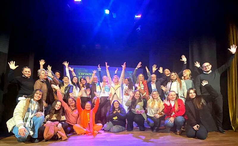 El Espacio Cultural Holístico reunió en Posadas a referentes del bienestar emocional y las terapias integrales imagen-12