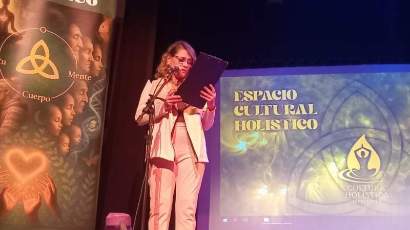 El Espacio Cultural Holístico reunió en Posadas a referentes del bienestar emocional y las terapias integrales imagen-8
