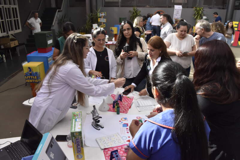 Educación Disruptiva: Una jornada para sentir, crear y hacer realidad las ideas imagen-6