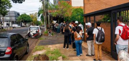 Convocatoria laboral en Posadas: restaurante busca cubrir seis puestos con capacitación previa y formación interna imagen-9