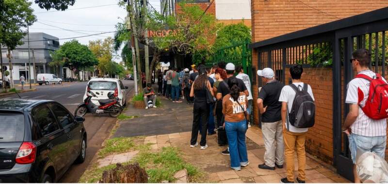 Convocatoria laboral en Posadas: restaurante busca cubrir seis puestos con capacitación previa y formación interna imagen-10